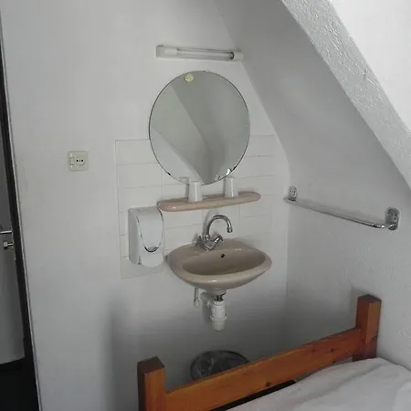Hotel Crown Hotel